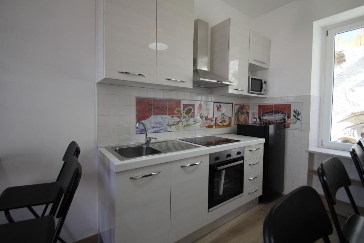 Maison Eugenie Apartment ซอร์เรนโต ภายนอก รูปภาพ